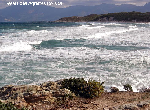 Vacanta in Desert des Agriates, Corsica, vacante de vis, calatorie, insule si locuri de scufundat, top plaje de vis