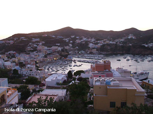 Vacanta in Isola di Poiiza, Campania, vacante de vis, calatorie, insule si locuri de scufundat, top plaje de vis