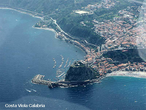Vacanta in Costa Viola, Calabria, vacante de vis, calatorie, insule si locuri de scufundat, top plaje de vis