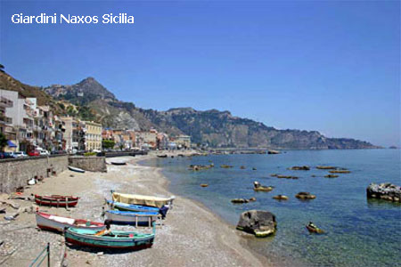 Vacanta in Giardini-Naxos, Sicilia, vacante de vis, calatorie, insule si locuri de scufundat, top plaje de vis