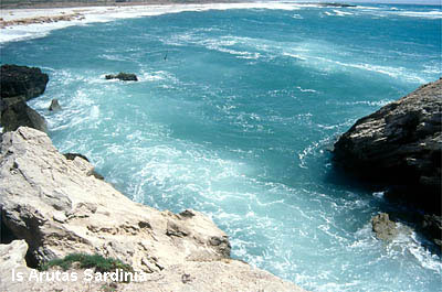 Vacanta in Is Arutas, Sardinia, vacante de vis, calatorie, insule si locuri de scufundat, top plaje de vis
