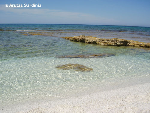 Vacanta in Is Arutas, Sardinia, vacante de vis, calatorie, insule si locuri de scufundat, top plaje de vis