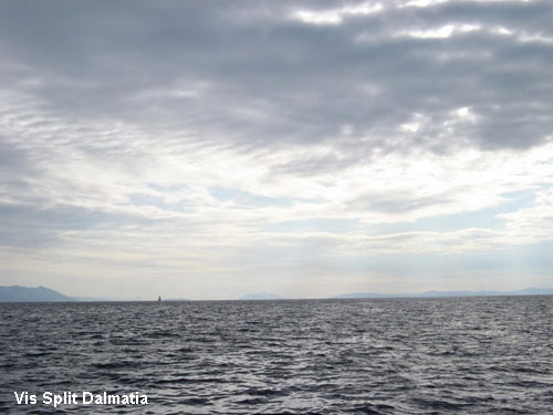 Vacanta in Vis, Split-Dalmatia, vacante de vis, calatorie, insule si locuri de scufundat, top plaje de vis