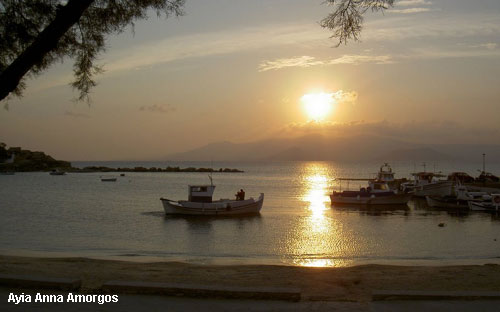 Vacanta in Ayia Anna, Amorgos, vacante de vis, calatorie, insule si locuri de scufundat, top plaje de vis