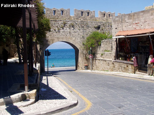 Vacanta in Faliraki, Rhodos, vacante de vis, calatorie, insule si locuri de scufundat, top plaje de vis