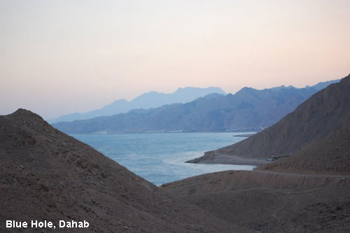 Vacanta in Blue Hole, Dahab, vacante de vis, calatorie, insule si locuri de scufundat, top plaje de vis