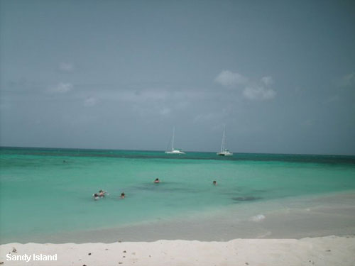 Vacanta in Sandy Island, vacante de vis, calatorie, insule si locuri de scufundat, top plaje de vis