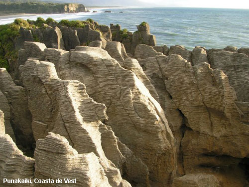 Vacanta in Punakaiki, Coasta de Vest, vacante de vis, calatorie, insule si locuri de scufundat, top plaje de vis